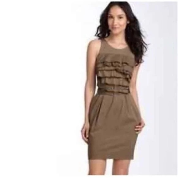 BCBG Mocha Brown Sleeveless Dress Size 6 BNWOT - Picture 1 of 4